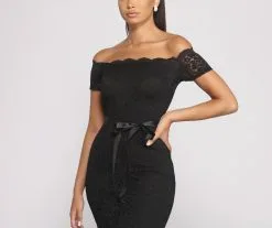 Windsor. Paige Formal Off-The-Shoulder Scalloped Lace Dress 16 Windsor. Paige Formal Off-The-Shoulder Scalloped Lace Dress -Formal Dresses Online Shop 05001 0442 3 f4fe1bbe c717 418f 9dfb 73782217df74