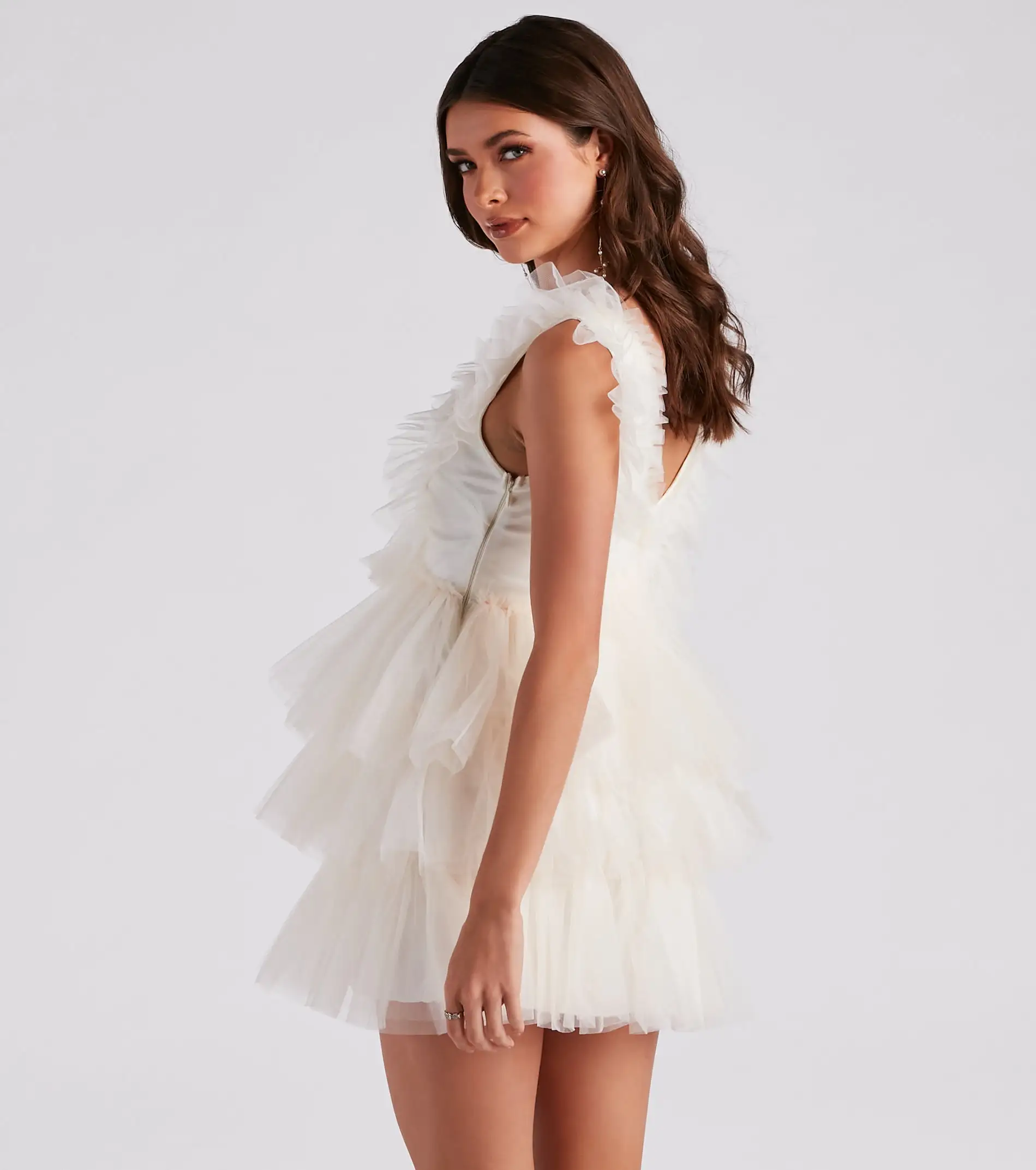 Windsor. Devon Ruffled Tulle V-Neck Party Dress 5 Windsor. Devon Ruffled Tulle V-Neck Party Dress - Image 3