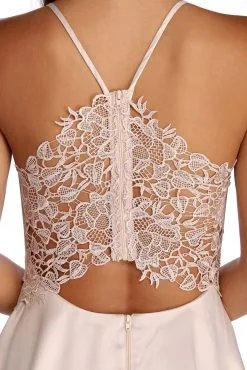 Windsor. Sheila Satin Queen Skater Dress -Formal Dresses Online Shop 05001 3901 4 034ed966 31ba 4ca9 b392 7a0523203ca9