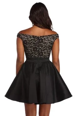 Windsor. Hayley Lace Taffeta Dress 8 Windsor. Hayley Lace Taffeta Dress -Formal Dresses Online Shop 05001 3910 3 ec311bdd ed1b 4df4 bf0d b0143326cd1e