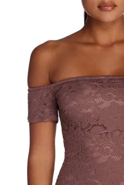 Windsor. Leslie High Slit Midi Lace Dress 13 Windsor. Leslie High Slit Midi Lace Dress -Formal Dresses Online Shop 05001 4087 4 765b074a d7ff 4988 8820 4c5398a967fc