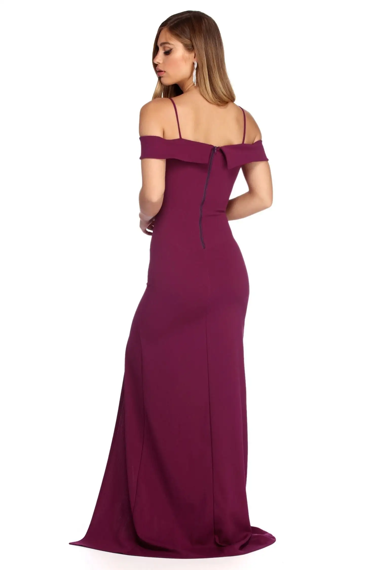 Windsor. Nat Formal High Slit Dress 5 Windsor. Nat Formal High Slit Dress - Image 3