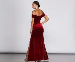 Windsor. Christiana Velvet Formal Dress 9 Windsor. Christiana Velvet Formal Dress -Formal Dresses Online Shop 05002 0222 4