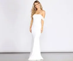 Windsor. Kalel Off The Shoulder Mermaid Dress