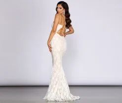 Windsor. Amina Lace Up Back Mermaid Dress