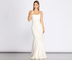 Windsor. Char Formal Lattice Glitter Dress