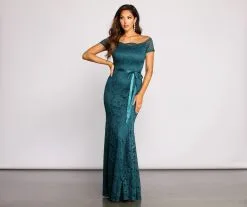 Windsor. Tia Formal Off The Shoulder Scalloped Lace Dress