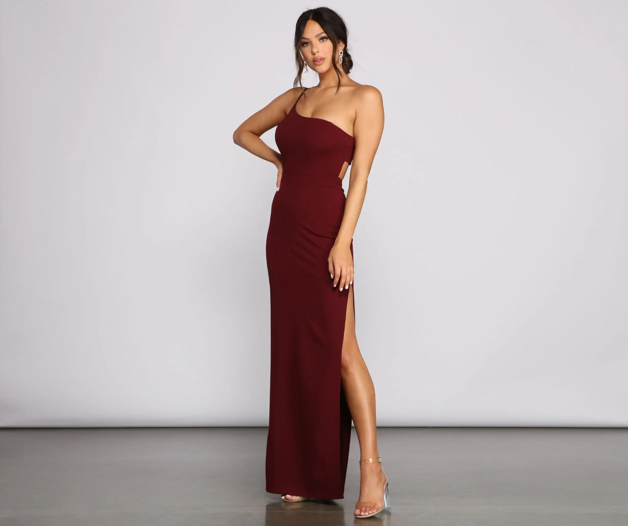 Windsor. Alice Formal One Shoulder Crepe Dress 3 Windsor. Alice Formal One Shoulder Crepe Dress