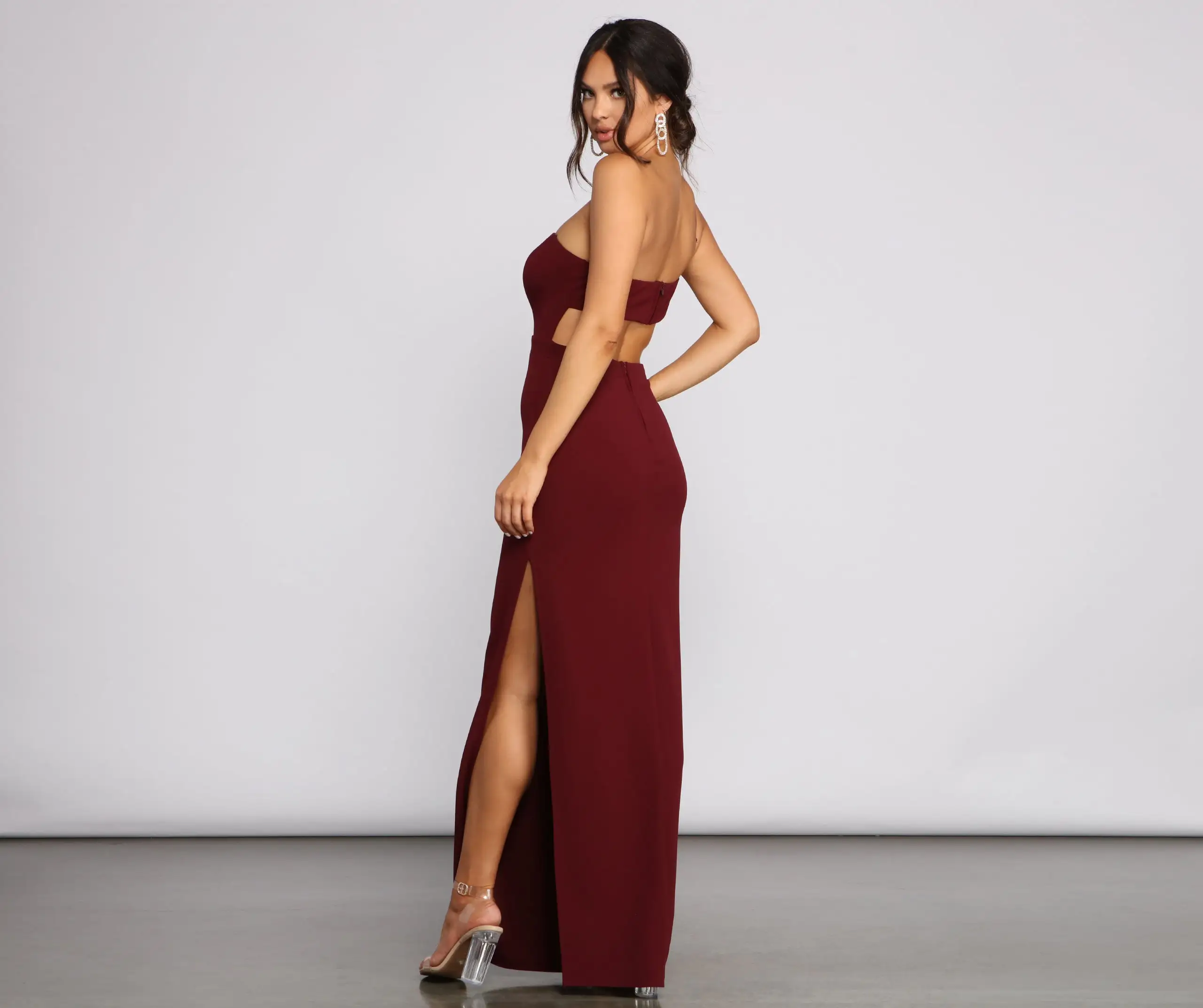 Windsor. Alice Formal One Shoulder Crepe Dress 4 Windsor. Alice Formal One Shoulder Crepe Dress - Image 2