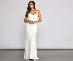 Windsor. Emma Sweetheart Crepe Formal Dress