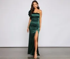 Windsor. Charmaine Formal One-Shoulder Satin Dress