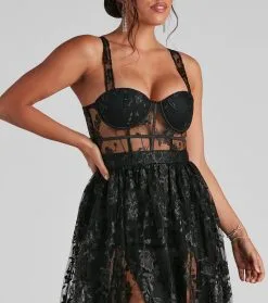 Windsor. Alina Formal Illusion Lace A-Line Dress 16 Windsor. Alina Formal Illusion Lace A-Line Dress -Formal Dresses Online Shop 05002 1585 3 ea34152a 776e 4601 b522 66413e0b28ca 1