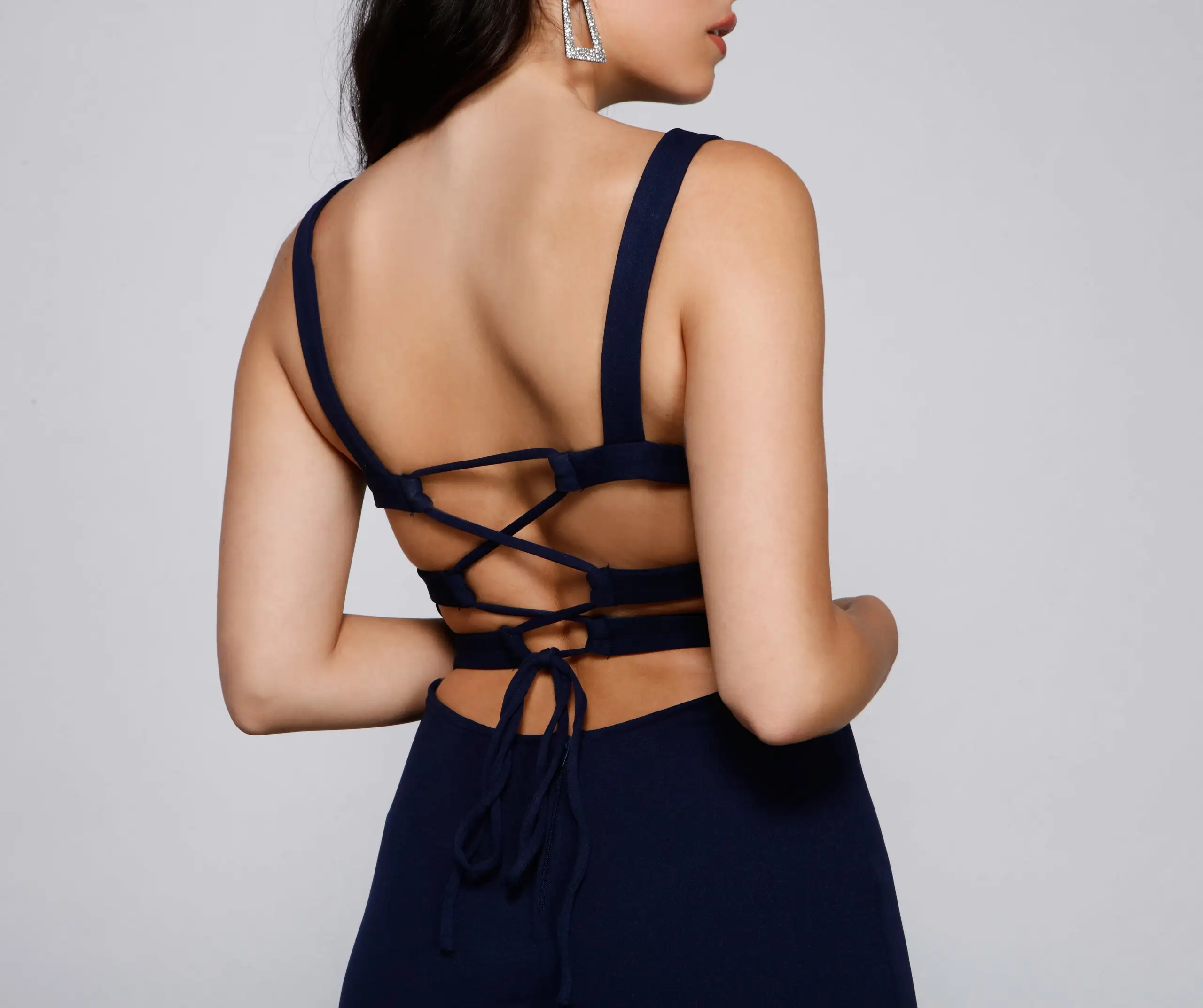 Windsor. Vanya High Slit Lace Up Crepe Dress 5 Windsor. Vanya High Slit Lace Up Crepe Dress - Image 3