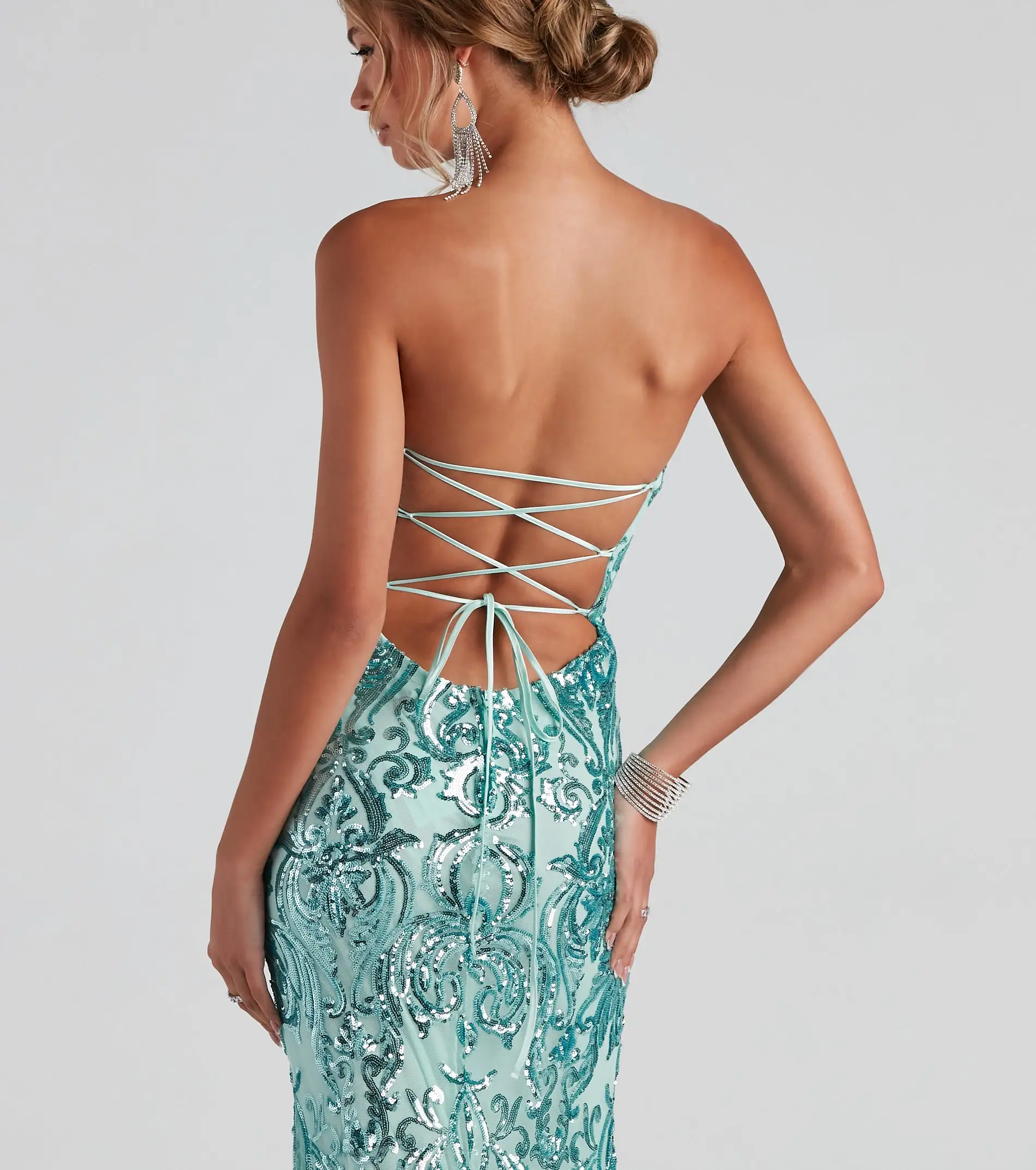 Windsor. Cordelia Formal Damask Sequin Dress 4 Windsor. Cordelia Formal Damask Sequin Dress - Image 2