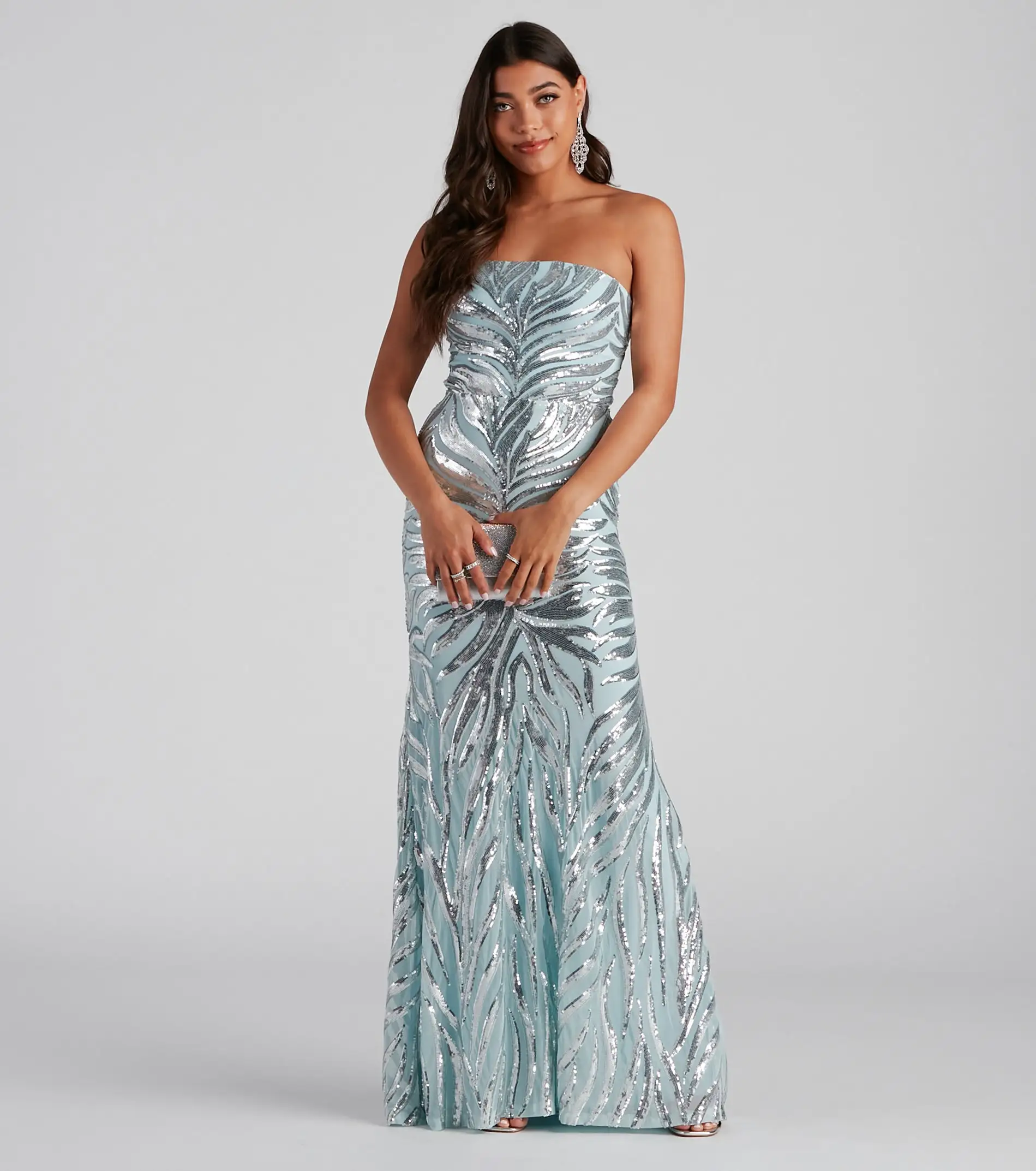 Windsor. Elliana Sequin Mermaid Dress 3 Windsor. Elliana Sequin Mermaid Dress