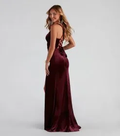 Windsor. Christina Lace-Up Back Velvet Dress 33 Windsor. Christina Lace-Up Back Velvet Dress -Formal Dresses Online Shop 05002 2429 2