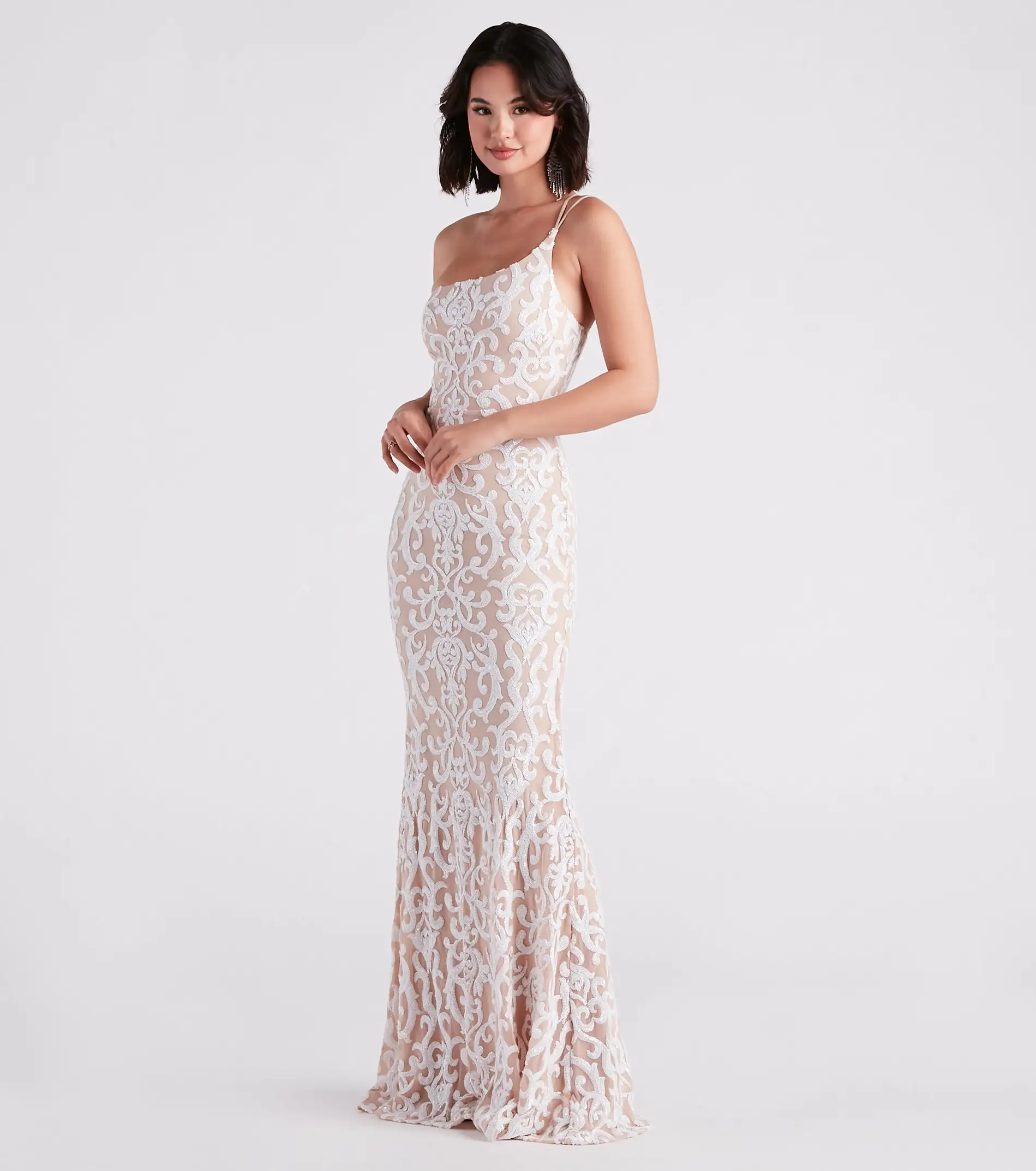 Windsor. Leighton Formal Sequin Mermaid Dress 5 Windsor. Leighton Formal Sequin Mermaid Dress - Image 3