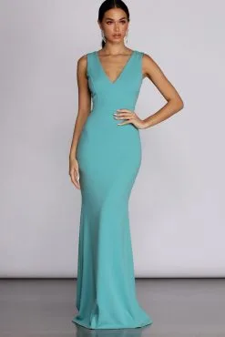 Windsor. Miriam Lady In Dress