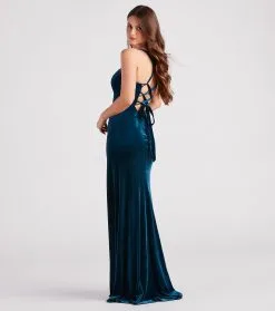 Windsor. Christina Lace-Up Back Velvet Dress 37 Windsor. Christina Lace-Up Back Velvet Dress -Formal Dresses Online Shop 05002 7086 2