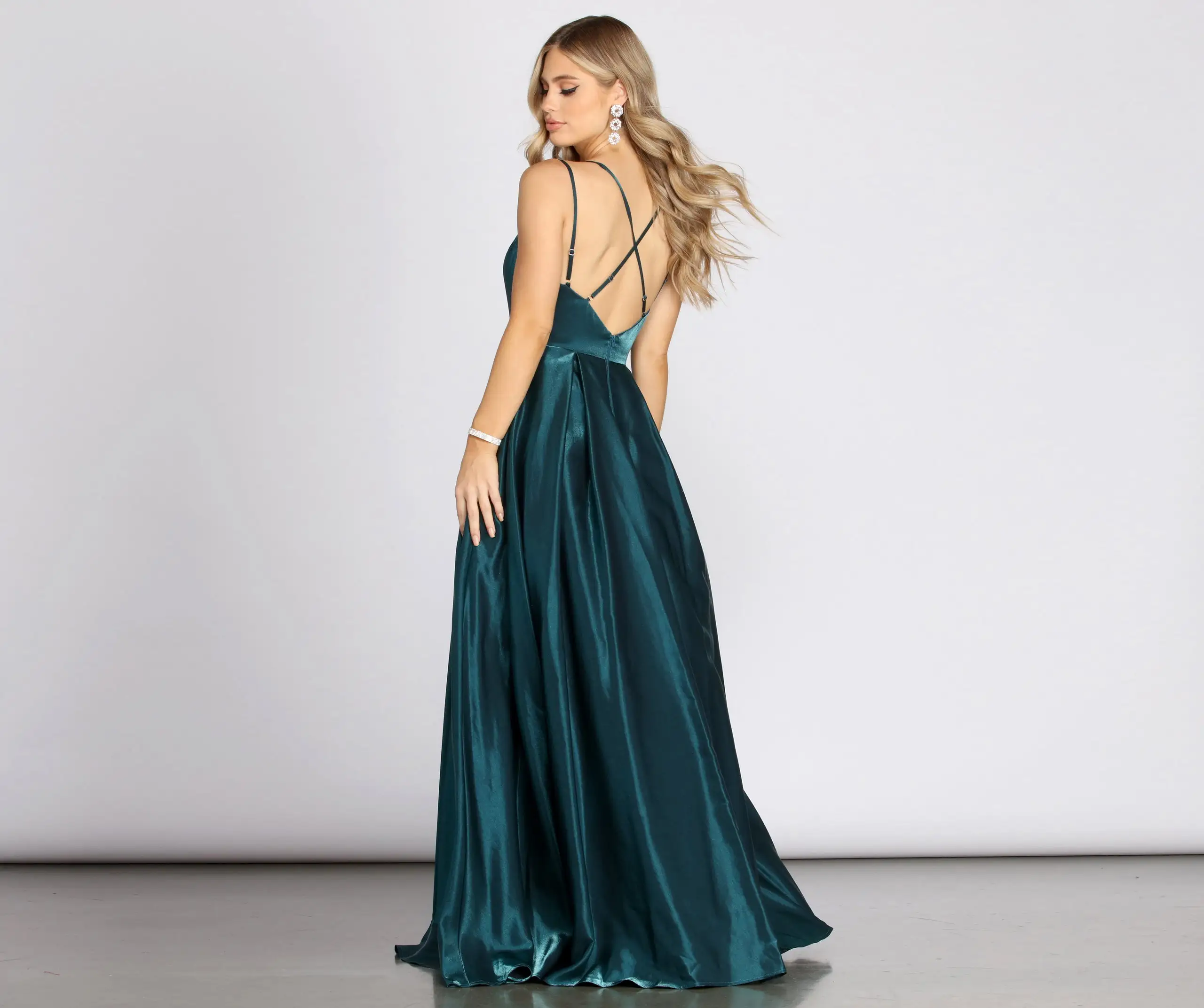 Windsor. Lona Formal Cross Back Gown 4 Windsor. Lona Formal Cross Back Gown - Image 2