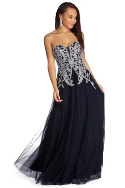 Windsor. Julie Strapless Sweetheart Ball Gown