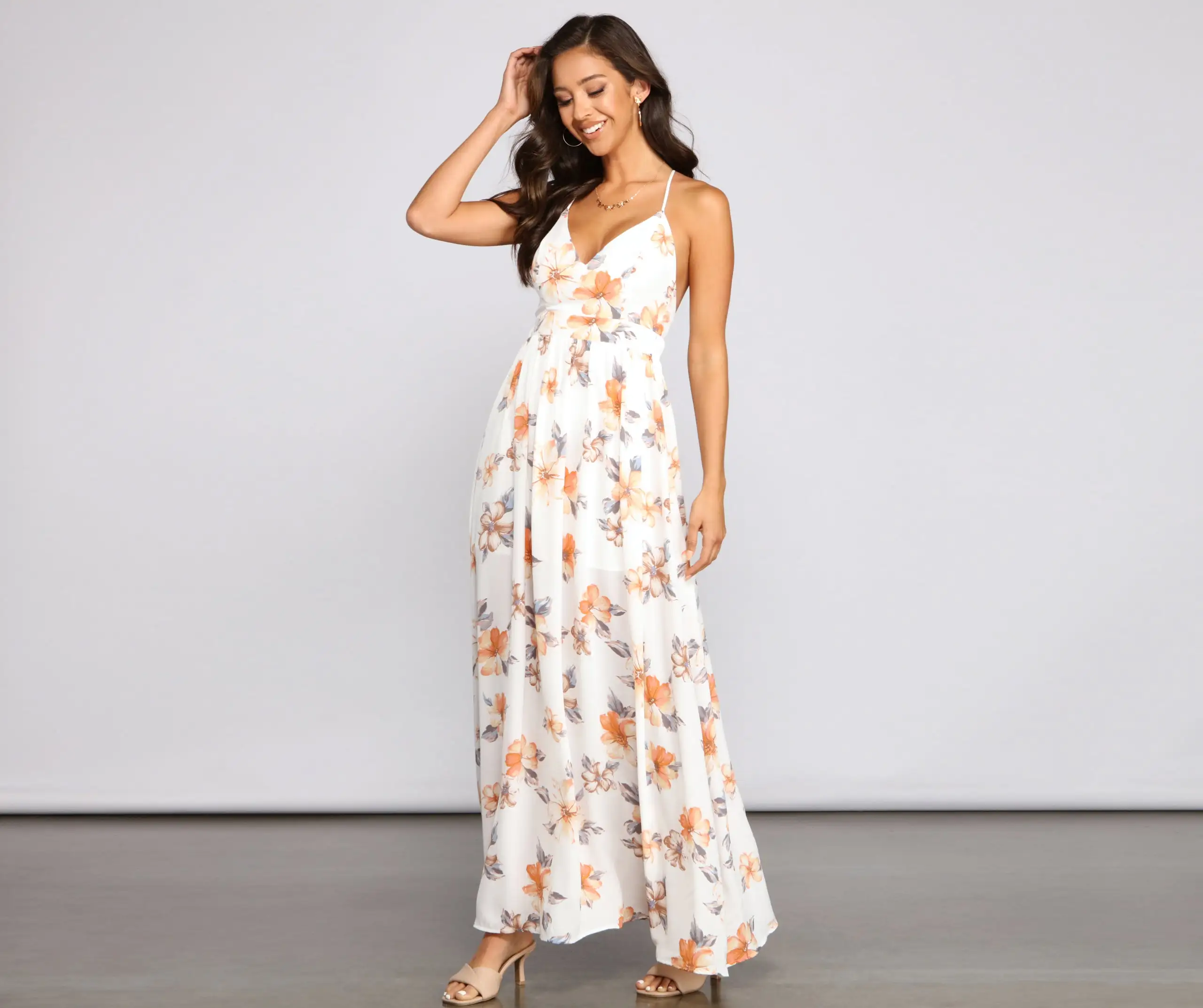Windsor. Spring Into Florals Maxi Dress 5 Windsor. Spring Into Florals Maxi Dress - Image 3