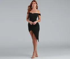 Windsor. Major Style Moment Wrap Midi Dress