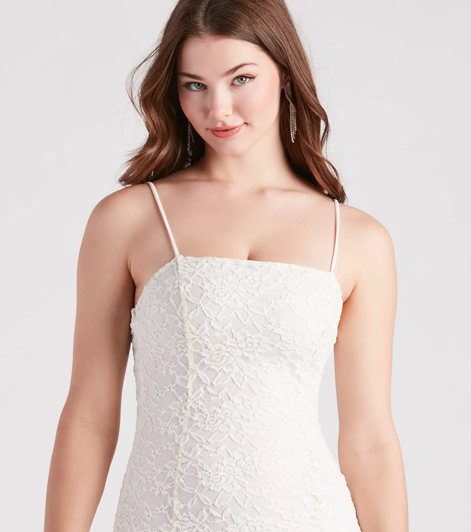 Windsor. Can't Deny Love Lace Bodycon Dress 6 Windsor. Can't Deny Love Lace Bodycon Dress - Image 4