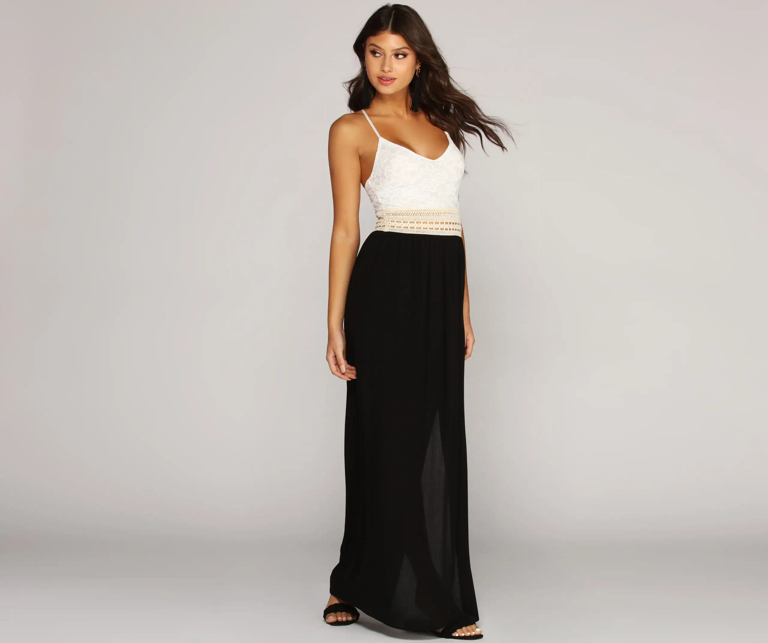 Windsor. Crochet Cutie Maxi Dress 3 Windsor. Crochet Cutie Maxi Dress