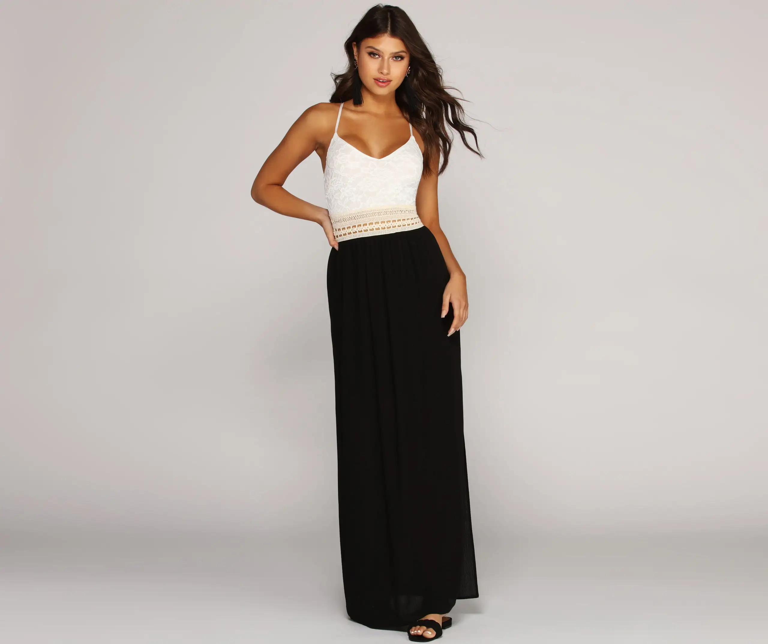 Windsor. Crochet Cutie Maxi Dress 6 Windsor. Crochet Cutie Maxi Dress - Image 4