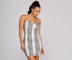 Windsor. Va Va Venom Knit Dress