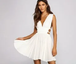 Windsor. Lovely In Linen Sleeveless Skater Dress
