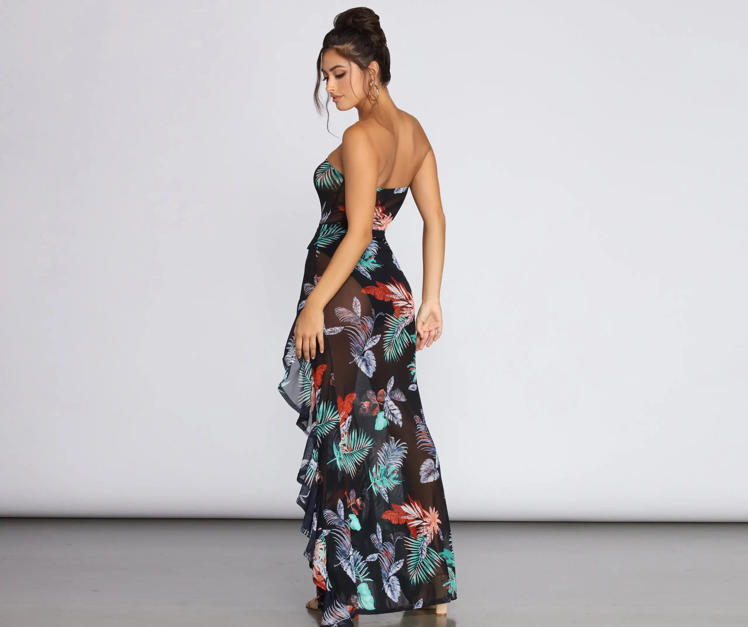 Windsor. Life's A Beach Mesh Dress 4 Windsor. Life's A Beach Mesh Dress - Image 2