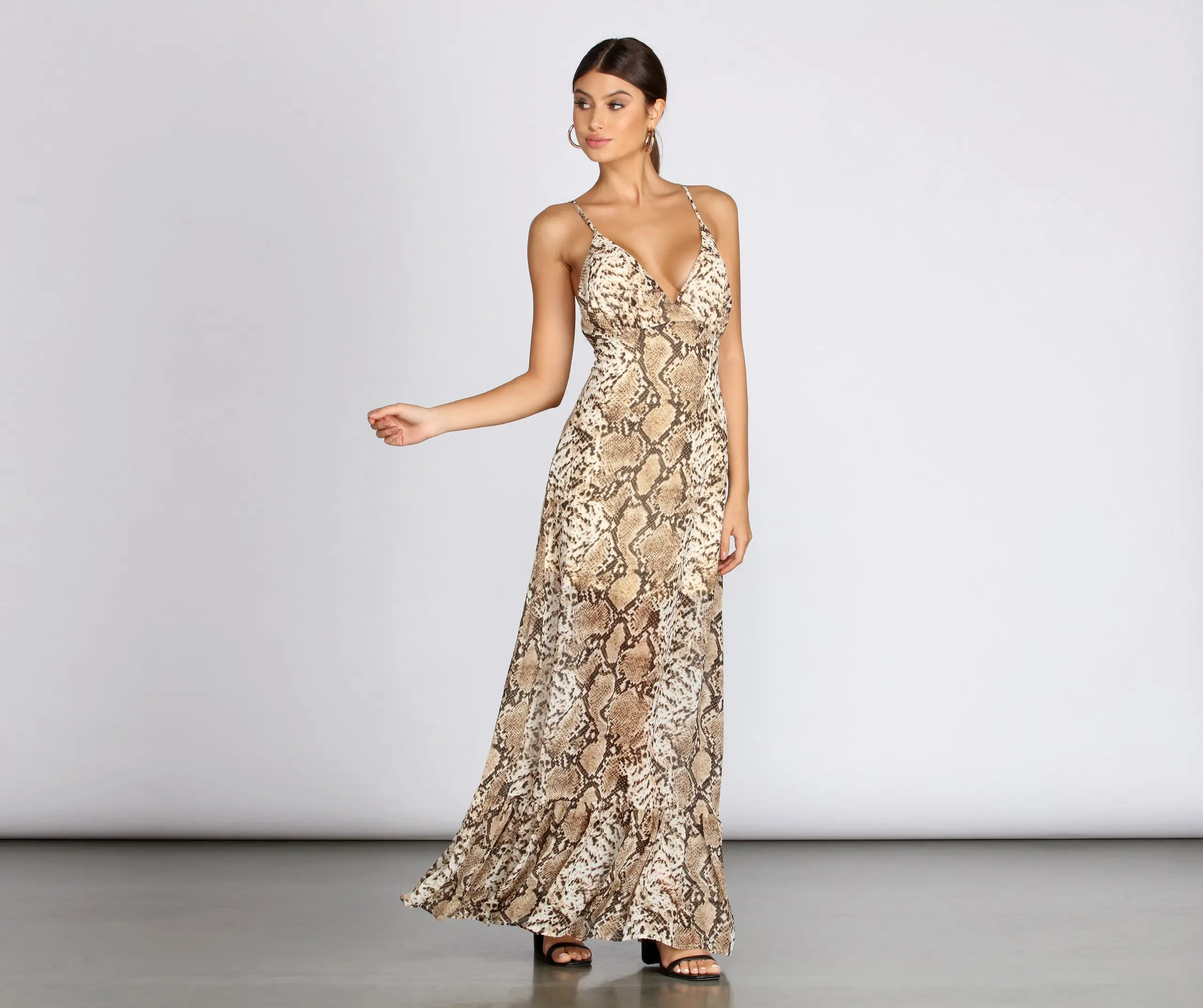 Windsor. Sleeveless Leopard Chiffon Maxi Dress 6 Windsor. Sleeveless Leopard Chiffon Maxi Dress - Image 4