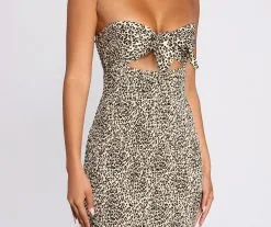 Windsor. Purrfectly Fierce Smocked Mini Dress -Formal Dresses Online Shop 05102 0682 4 5a4a3611 f198 4272 a04e 07cf571b8b58