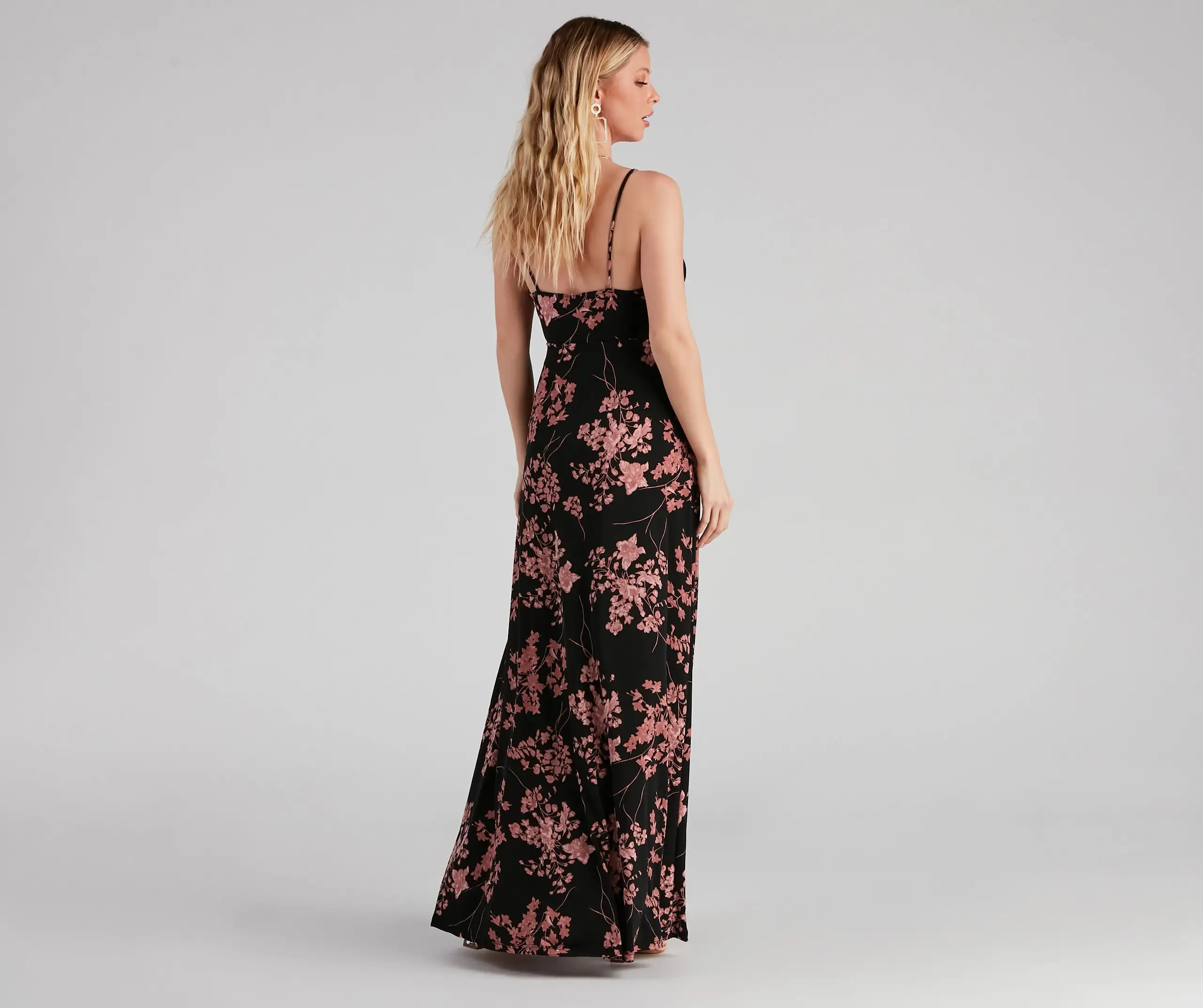 Windsor. Total Sweetheart Floral High Slit Maxi Dress 4 Windsor. Total Sweetheart Floral High Slit Maxi Dress - Image 2