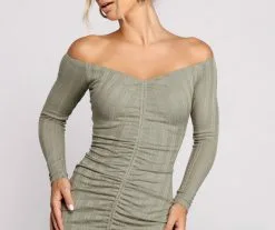 Windsor. Totally Chic Ruched Knit Mini Dress 9 Windsor. Totally Chic Ruched Knit Mini Dress -Formal Dresses Online Shop 05102 0932 4