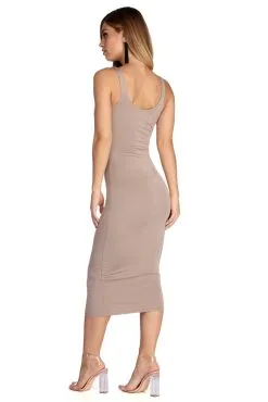 Windsor. Basic Essentials Midi Dress 52 Windsor. Basic Essentials Midi Dress -Formal Dresses Online Shop 05102 3933 3 ced62c94 be16 4620 8376 576382ae3b87