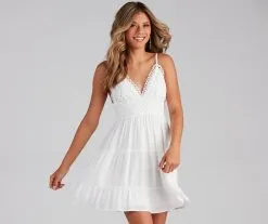 Windsor. Let It Flow Crochet V-Neck Skater Dress -Formal Dresses Online Shop 05102 4394 1 2426bf36 1b4f 4d41 b597 37d5b62f303c