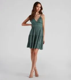 Windsor. Let It Flow Crochet V-Neck Skater Dress -Formal Dresses Online Shop 05102 4397 3