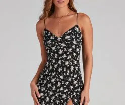 Windsor. Floral Scene V-Neck Mini Dress -Formal Dresses Online Shop 05102 4419 4