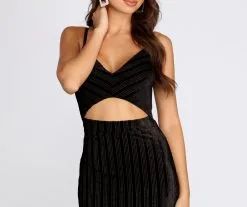 Windsor. Stripes Stunner Velvet Mini Dress -Formal Dresses Online Shop 05103 0512 3