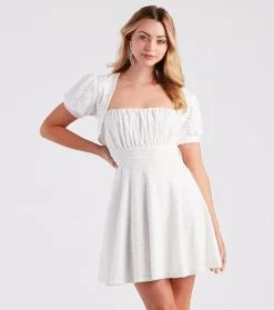 Windsor. Total Cuteness Eyelet Lace Bolero