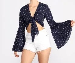 Windsor. Sweet Floral Bell Sleeve Top
