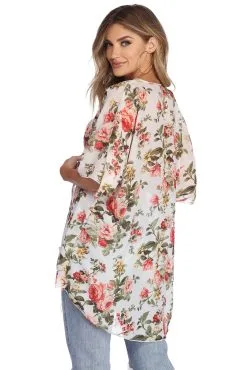 Windsor. Fresh Breeze Floral Kimono -Formal Dresses Online Shop 06204 4648 1 33d819e5 0ab9 4f74 98a9 9183ab940e54