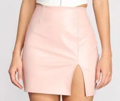 Windsor. Slay It With Style Faux Leather Mini Skirt -Formal Dresses Online Shop 06401 0207 1 9226070f 3995 4c47 bd7d 1fb30806df24