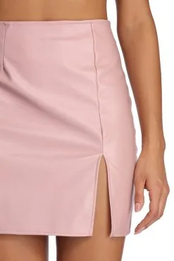 Windsor. Slay It With Style Faux Leather Mini Skirt -Formal Dresses Online Shop 06401 1472 4 f3804481 7d72 4d53 a1ea b86dbea17e0b