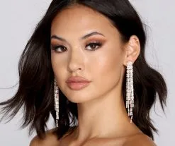 Windsor. Rectangle Fringe Dusters 8 Windsor. Rectangle Fringe Dusters -Formal Dresses Online Shop 07001 0152 1 48f77537 3797 4c6b 8df5 7a230d42d02b 1