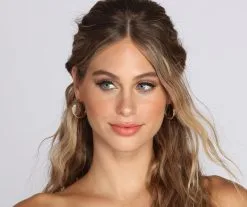 Windsor. Twisted Mini Hoops