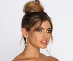 Windsor. Cubic Zirconia Teardrop Leaf Earrings